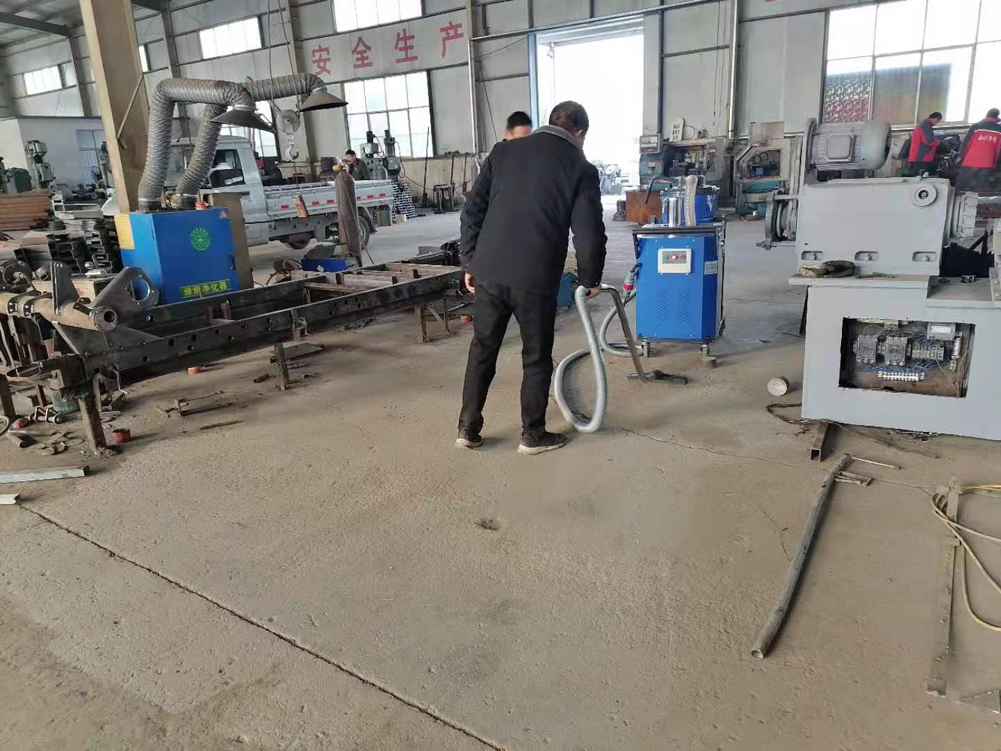 機械加工環境日常清理現場 機械加工環境日常清理現場